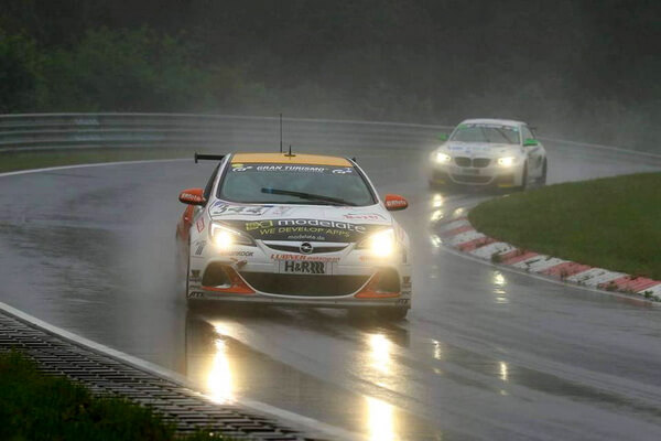 VLN201604_PR1_1.jpg